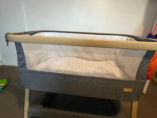 Buy & Sell Little Heath Redbridge - Photos for Next to me crib