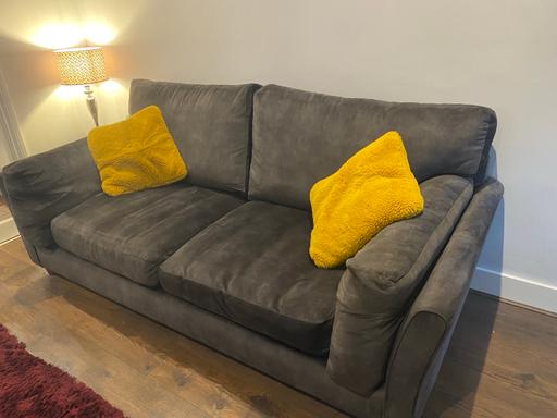 Buy & Sell London Colney St. Albans - Photos for M&S 2 seater sofa - comfortably seats 3