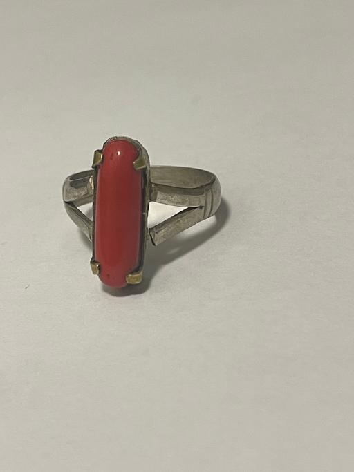 Buy & Sell Upper Edmonton North London - Photos for Vintage coral ring