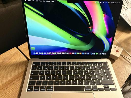 Buy & Sell Belvedere Bexley - Photos for Macbook air (2022) 13.6 inch with M2 chip