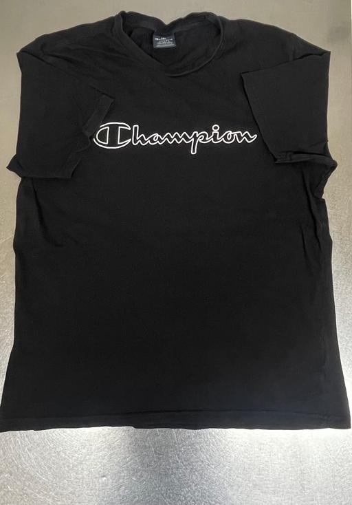 Buy & Sell West Ealing West London - Photos for Champion vintage 90’s men’s Black T-shirt