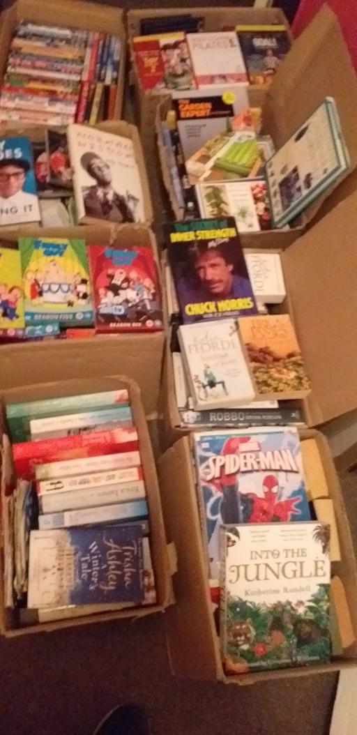 Buy & Sell Dudley Town Centre Dudley - Photos for JOBLOT OF BOOKS AND DVDS