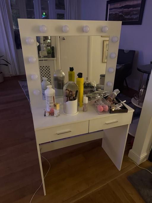 Buy & Sell Finchley North London - Photos for Dressing table