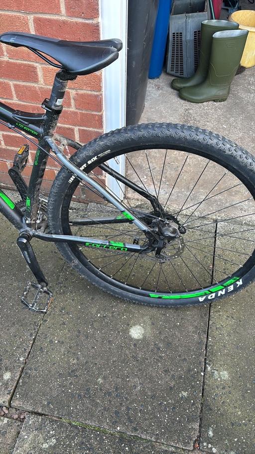 Buy & Sell Wilnecote Tamworth - Photos for Carrera Hellcat Limited Edition Bike