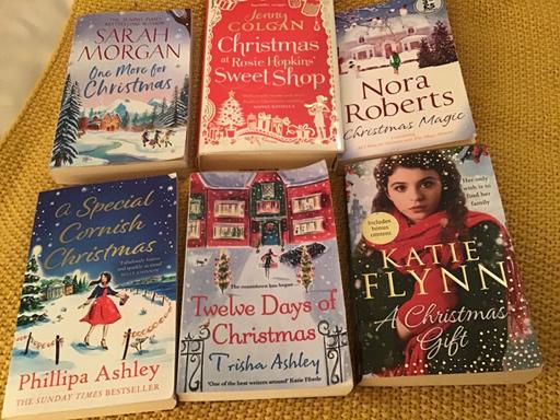 Buy & Sell Essington Wolverhampton - Photos for Six Christmas book lot