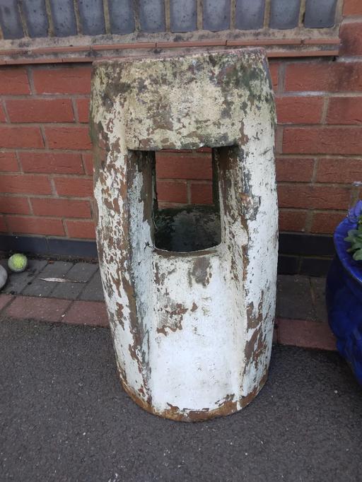 Buy & Sell Netherton Dudley - Photos for 1906 edwardian chimney pots x 2
