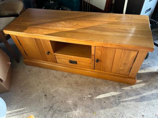 Buy & Sell Sutton Trinity Birmingham - Photos for Solid oak tv stand, from oak furniture