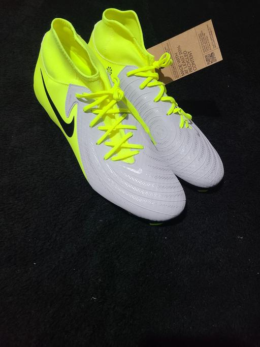 Buy & Sell Walsall Town Centre Walsall - Photos for Mens Nike Academy Football Boots Size 11.5