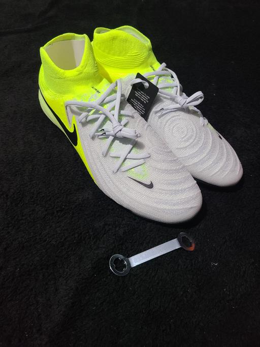 Buy & Sell Walsall Town Centre Walsall - Photos for Mens Elite Nike Football Boots Size 11.5