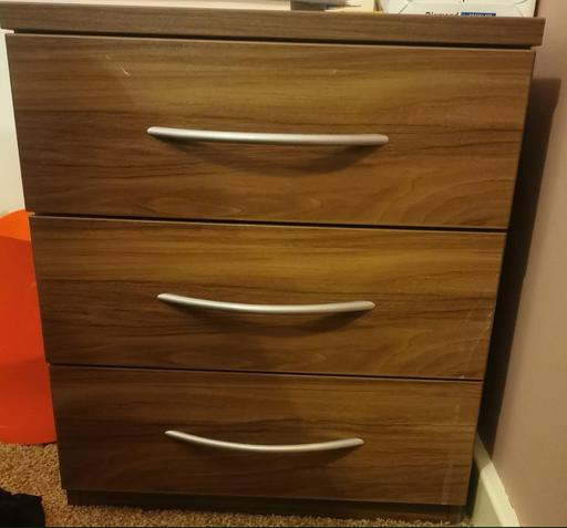Buy & Sell Edmonton North London - Photos for 1 bed side table