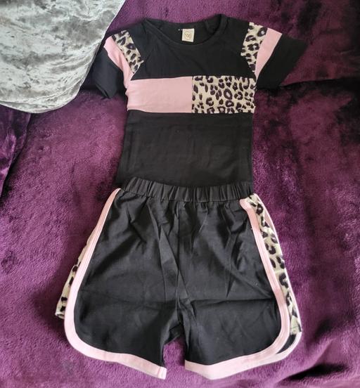 Buy & Sell Wednesfield Wolverhampton - Photos for Girls Colorblock Leopard Shorts 3-4 100cms