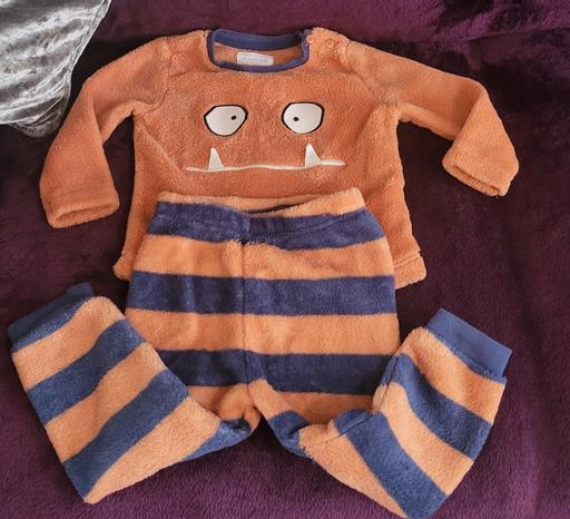 Buy & Sell Wednesfield Wolverhampton - Photos for Boy's 2 Piece Pyjama Age 12-18 Months.