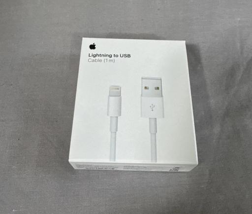 Buy & Sell Limehouse East London - Photos for Apple USB Lightning Charger