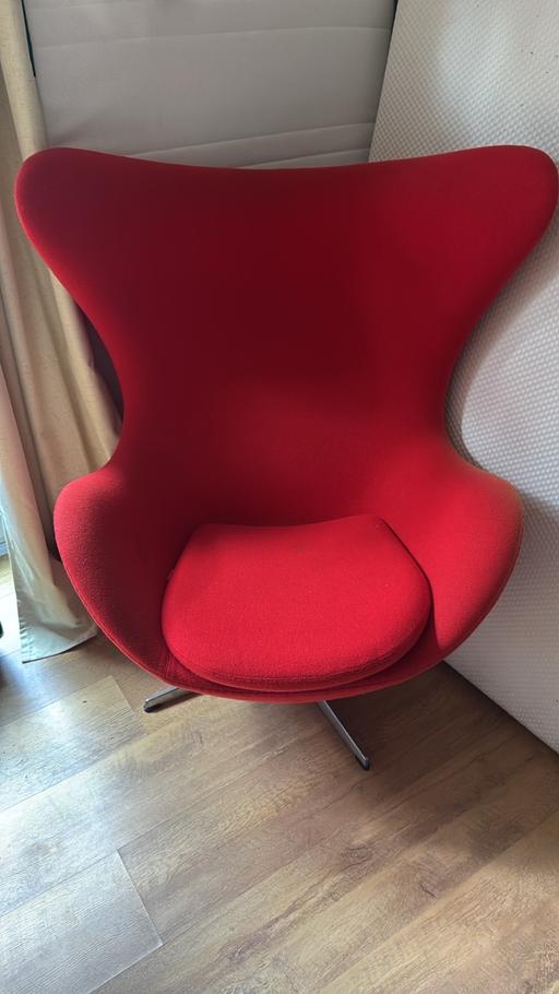 Buy & Sell Harrow Town Centre Harrow - Photos for Fritz Hansen Egg chair Red