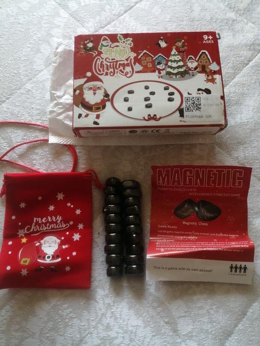 Buy & Sell Moseley Village Wolverhampton - Photos for New Xmas magnetic strategy game