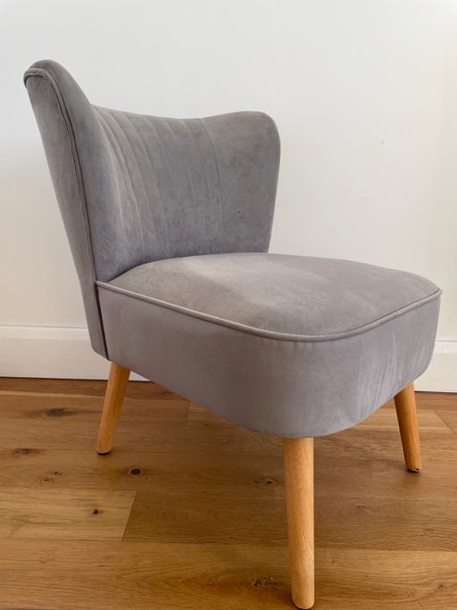 Buy & Sell North Kensington West London - Photos for Grey Velvet Accent Chair