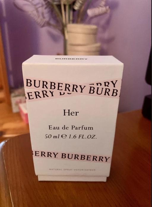 Buy & Sell Doncaster Finningley Airport Doncaster - Photos for Burberry Her Perfume 50ml edp