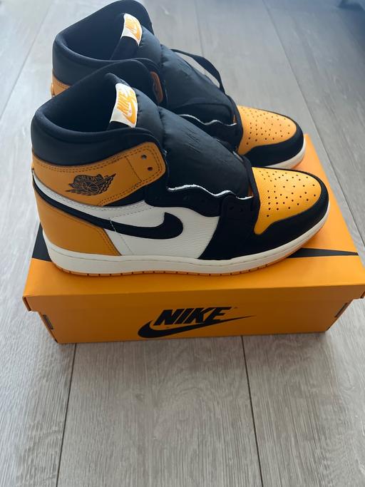 Buy & Sell West Kensington West London - Photos for JORDAN 1 RETRO High TAXI