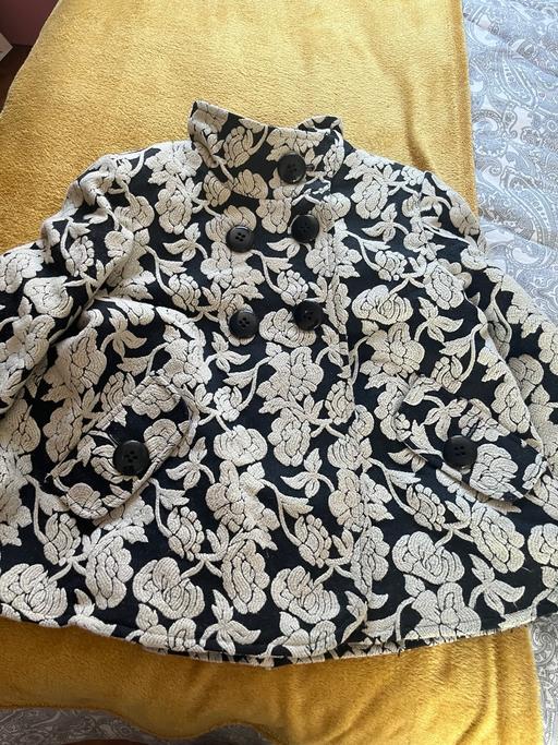 Buy & Sell Brighton Brighton - Photos for Designer Cape coat