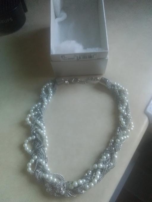 Buy & Sell Streetly Walsall - Photos for NECKLACE IN BOX