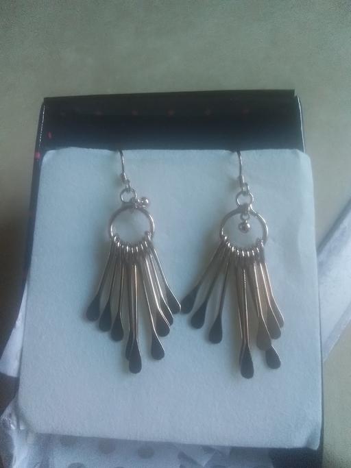 Buy & Sell Streetly Walsall - Photos for PAIR OF EARRINGS IN BOX