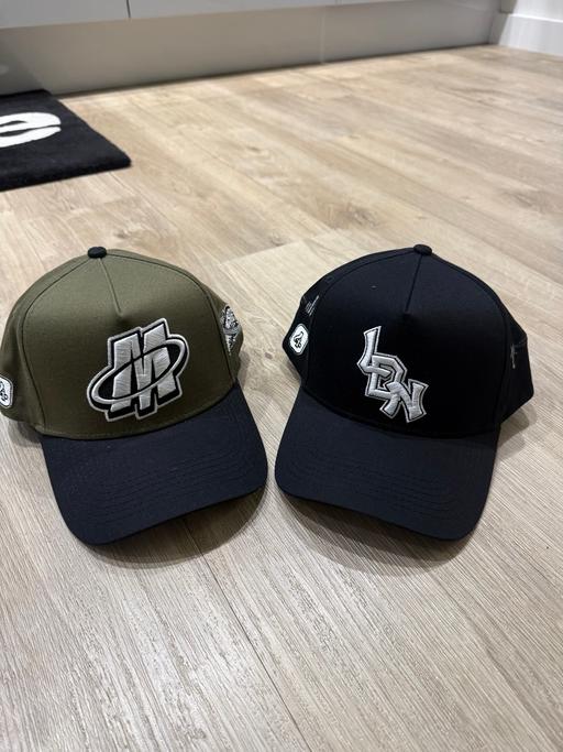 Buy & Sell Clerkenwell Central London - Photos for BRAND NEW KHAKI & BLACK BASEBALL CAP HAT