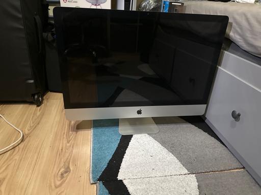Buy & Sell Stoke Newington North London - Photos for Apple Imac 2009.
