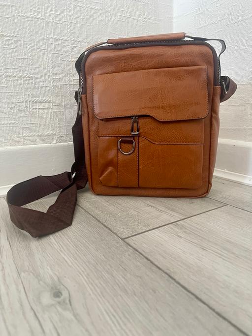 Buy & Sell Gants Hill East London - Photos for Shoulder bag