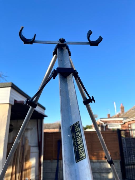 Buy & Sell Little Oakley Tendring - Photos for Fishing tripod