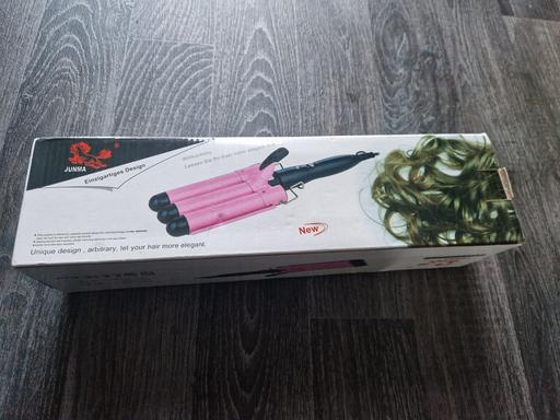 Buy & Sell Scholes Rotherham - Photos for X Large hair tongs