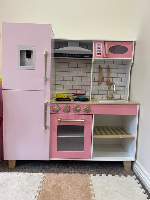 Buy & Sell Mill Green Welwyn Hatfield - Photos for Wooden Play Kitchen Pink
