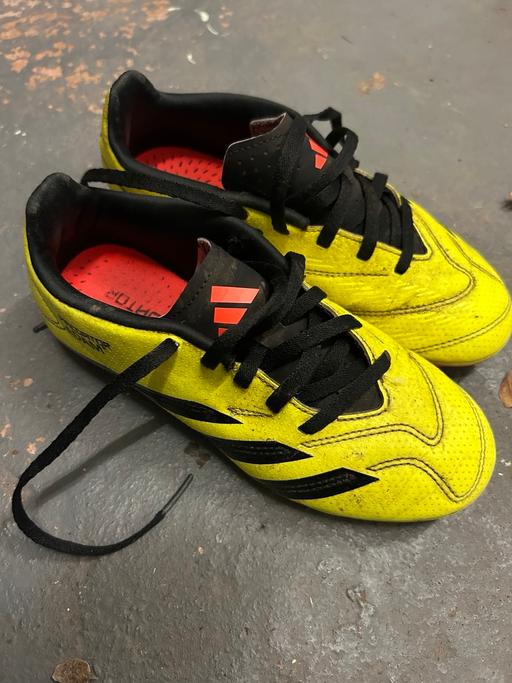 Buy & Sell Streetly Walsall - Photos for Adidas kids predator football shoes in size 2