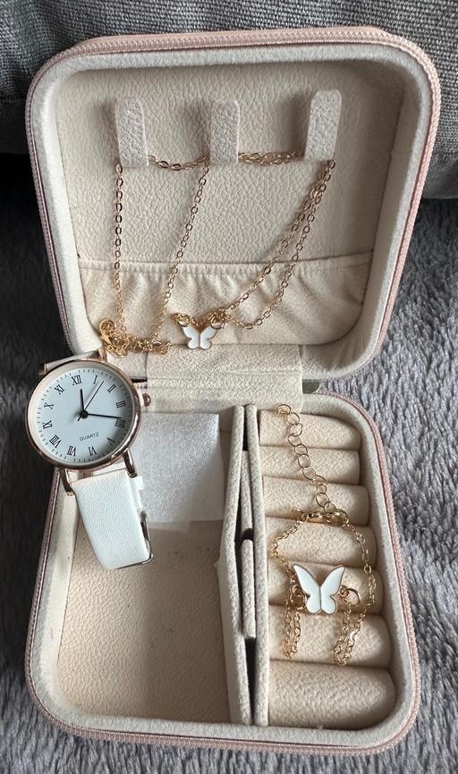 Buy & Sell Shirley Solihull - Photos for Jewellery box, watch, necklace and bracelet s