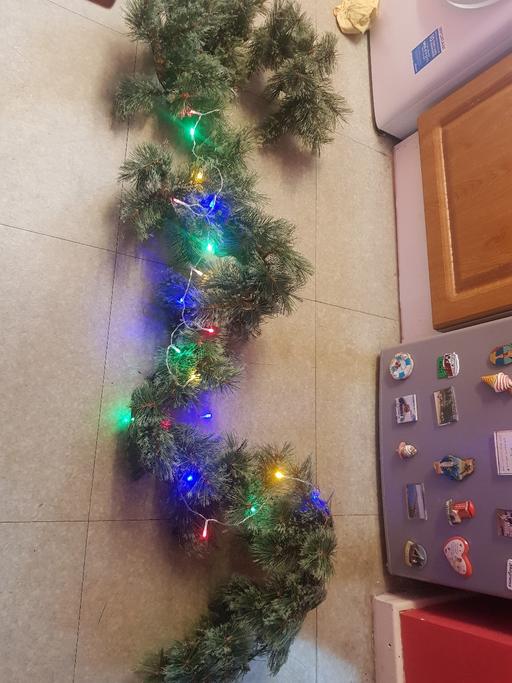 Buy & Sell Longley Sheffield - Photos for large fire place Christmas garland