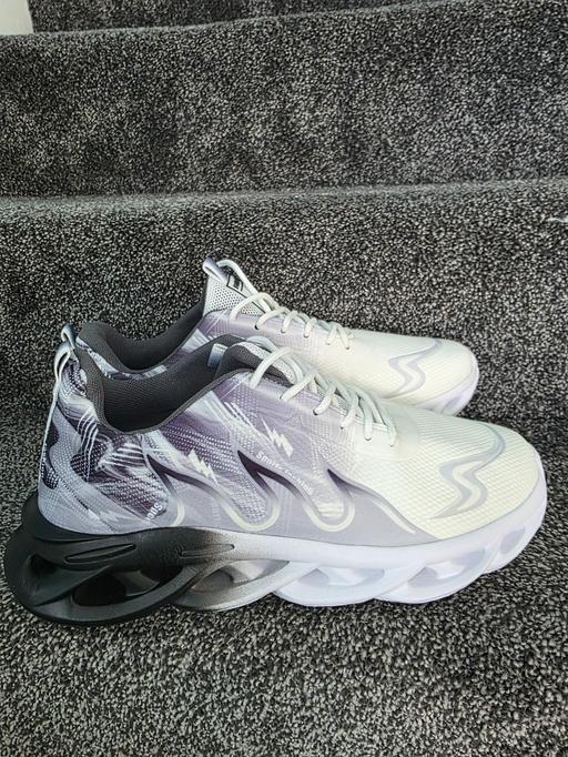 Buy & Sell Sheldon Birmingham - Photos for brand new size 9 breathable trainers