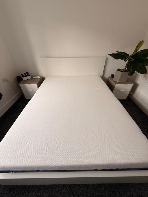 Buy & Sell Teesside Shopping Park Stockton-on-Tees - Photos for King Size bed with Emma mattress