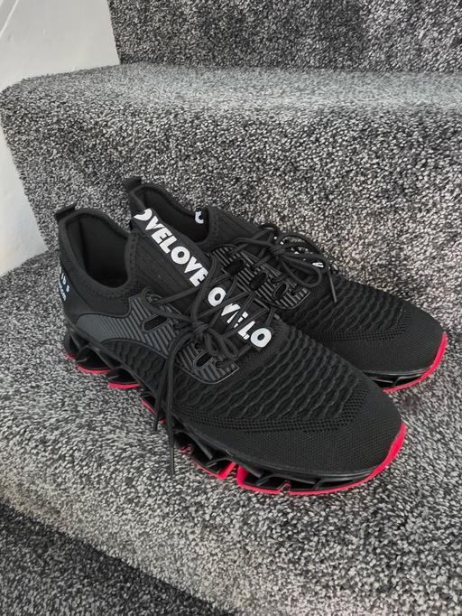 Buy & Sell Sheldon Birmingham - Photos for brand new light weight mens trainers 10.5