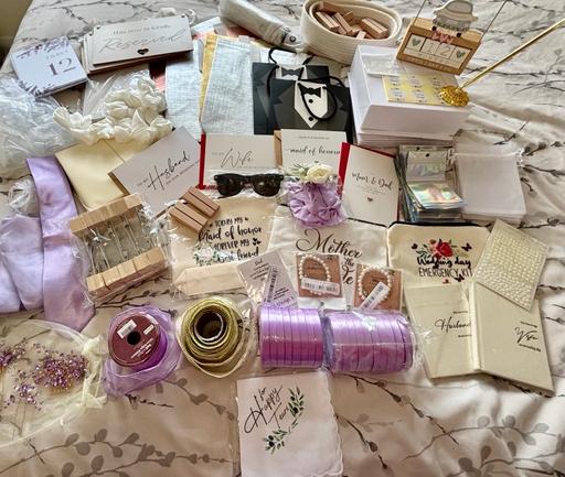 Buy & Sell Quine`s Hill Douglas - Photos for Wedding Bundle