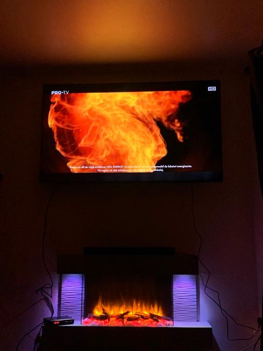 Buy & Sell Gravesend Gravesham - Photos for FLAMME Kingston Wall Mounted Fireplace