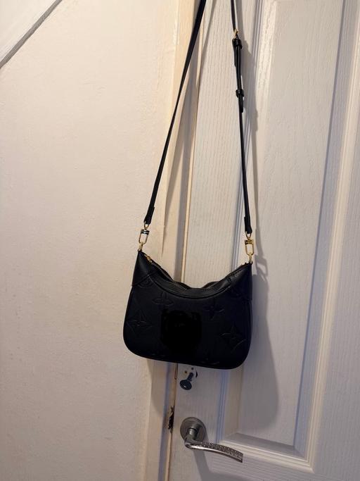 Buy & Sell Foots Cray South East London - Photos for Ladies crossbody bag