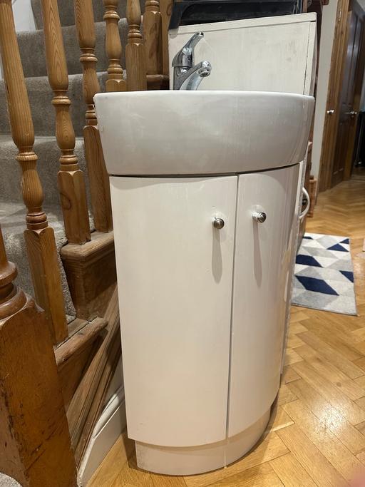 Buy & Sell Princes Park Liverpool - Photos for Corner bathroom basin with mixer tap