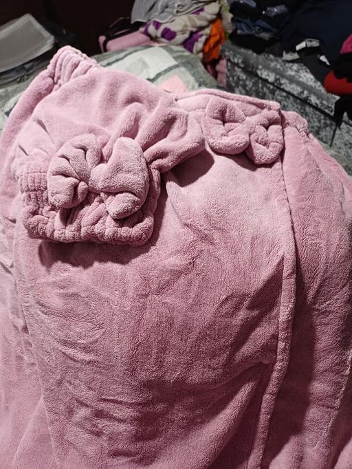 Buy & Sell Upper Gornal Dudley - Photos for bath wrap & bath hat/ turban
