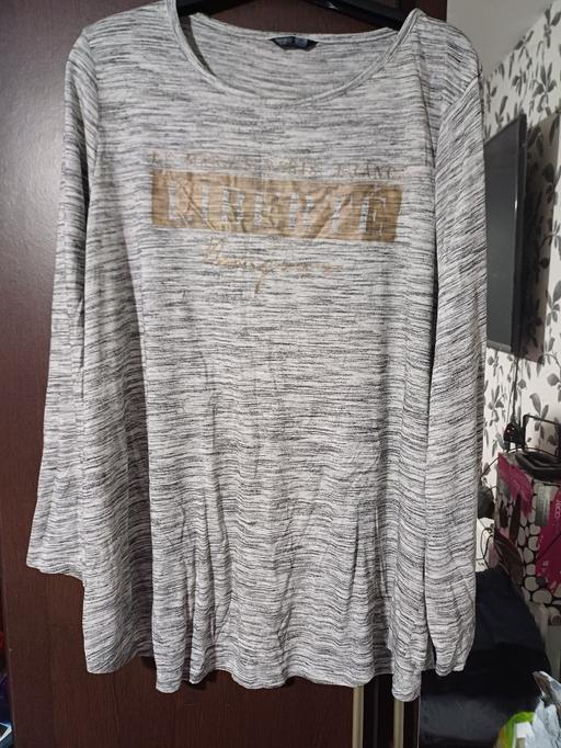 Buy & Sell Sedgley Dudley - Photos for ladies grey top size 22