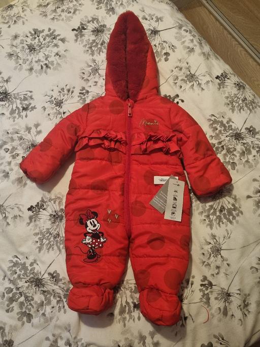 Buy & Sell Wallbrook Dudley - Photos for new disney snow suit