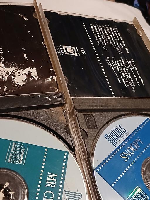 Buy & Sell Holly Hall Dudley - Photos for what you see