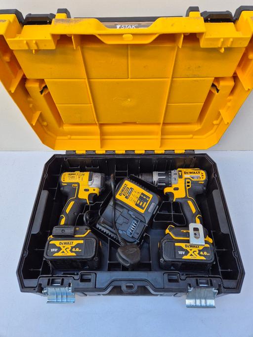 Buy & Sell Yew Tree Estate Sandwell - Photos for Dewalt 18v Combi Drill & Impact Driver 2x4.0