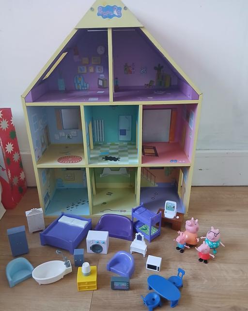 Buy & Sell Ocker Hill Sandwell - Photos for Peppa Pig wooden house with accessories