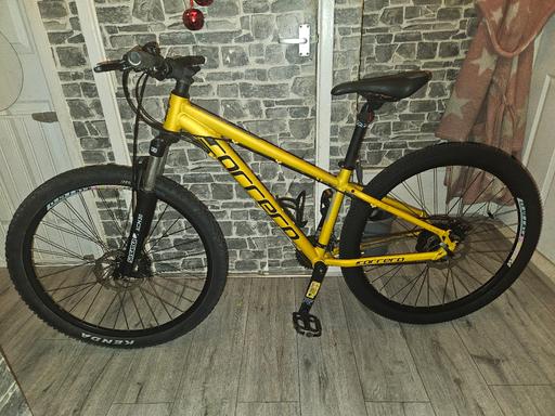 Buy & Sell Ormesby Middlesbrough - Photos for carrera vengeance Ltd edition mountain bike