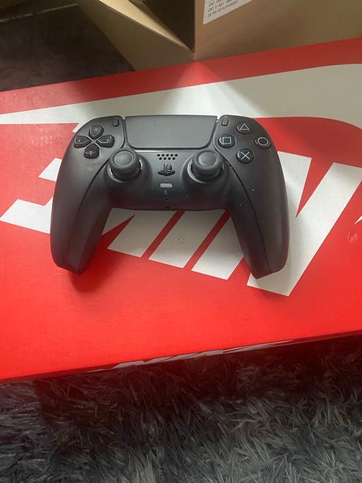 Buy & Sell Waltham Cross Broxbourne - Photos for Black ps5 controller