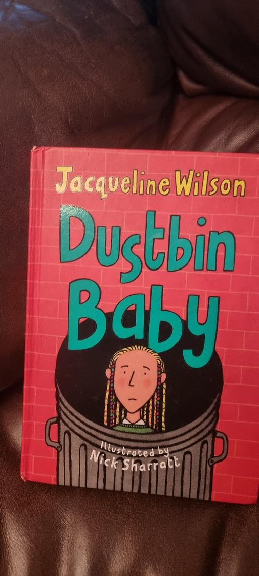 Buy & Sell Stonnall Lichfield - Photos for Dustbin baby by Jacqueline Wilson